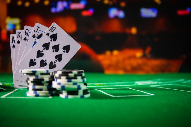 Live roulette dealer and wheel at harta88 studio with multiple camera angles